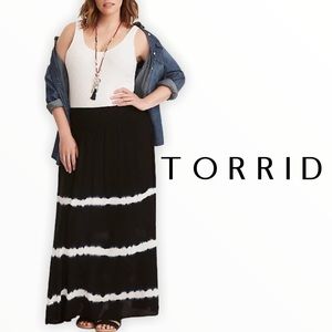 Torrid black and white tie dye maxi skirt